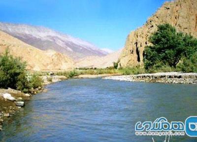 رودخانه حبله رود یکی از جاذبه های طبیعی استان تهران به شمار می رود